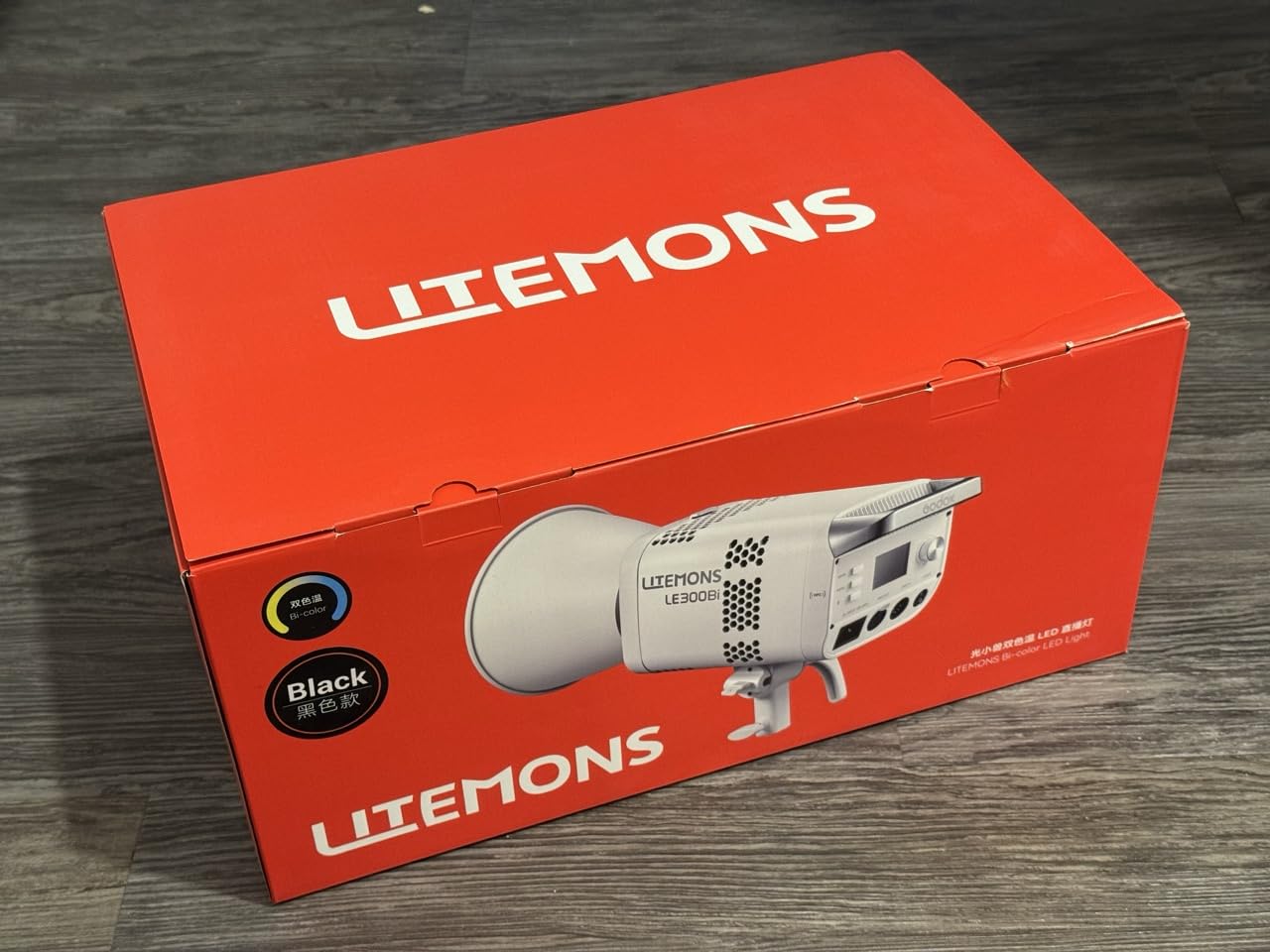 Godox Litemons LE200Bi 220W Bi-Color COB LED Video Light, Professional Bowens Mount Studio Continuous Photography Lighting CRI/TLCI 98+ 57700 Lux@1m APP DMX Control Ultra Quiet for Video Recording customer photo 2