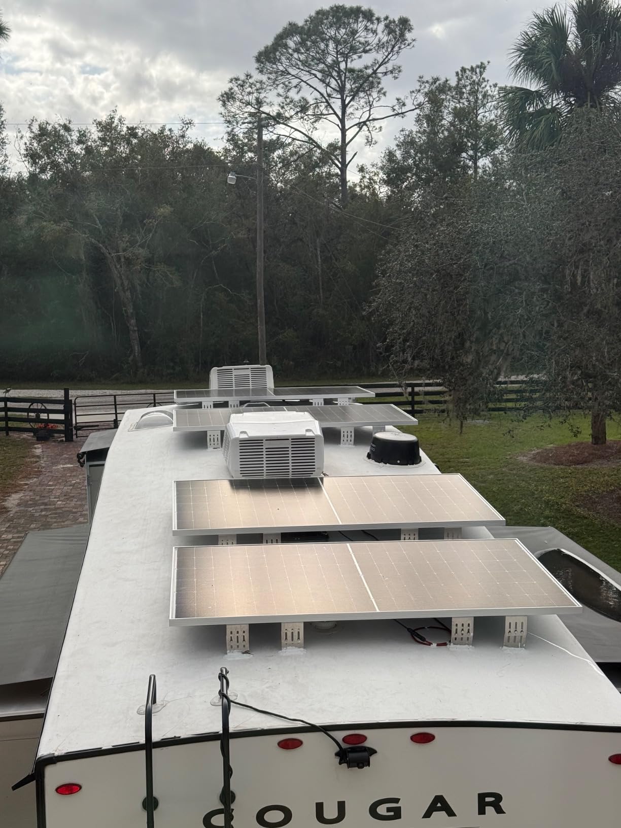 SUNGOLDPOWER UL61730 N-type 10PCS 590W Bifacial Solar Panels,16BB High Efficiency Monocrystalline Solar panel for Energy Storage,Charging Station, Household,On/Off Grid Solar System (10x590W Bifacial) customer photo 2