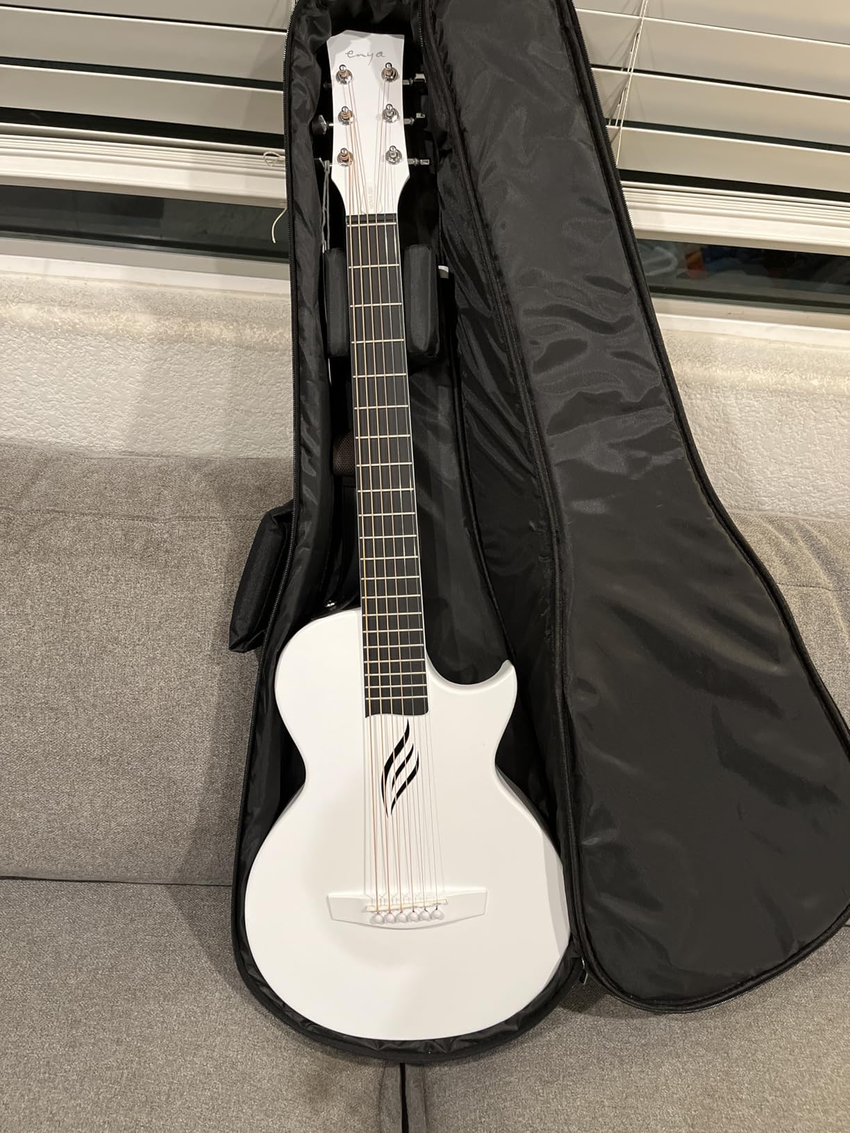 Enya NOVA GO SP1 Carbon Fiber Travel Guitar - 35