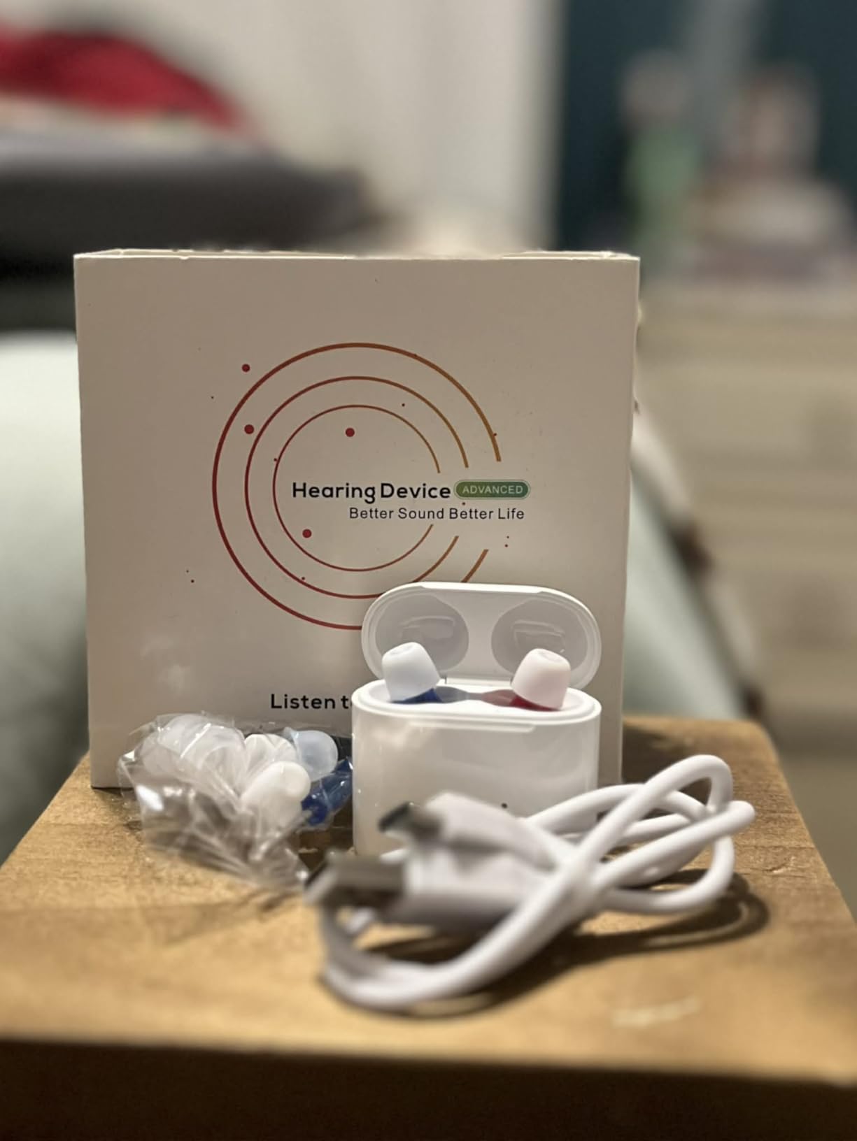 Hearing Aids for Seniors, Hearing Aid Rechargeable for Hearing Loss, Personal Hearing Amplifier with Volume Control and Portable Magnetic Charging Case, Noise Canceling Hearing Aids (Whtie) customer photo 1