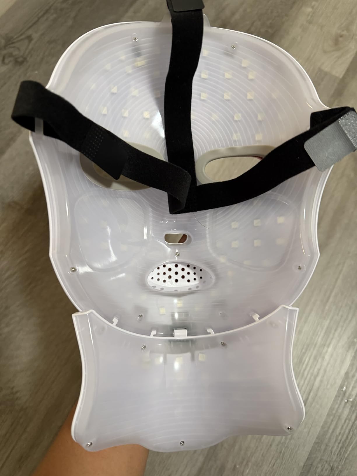 LED Light Therapy Mask Skin Care Mask, LED Red 630±5nm & NIR 830nm Wavelength for Home Use (Alabaster) customer photo 2