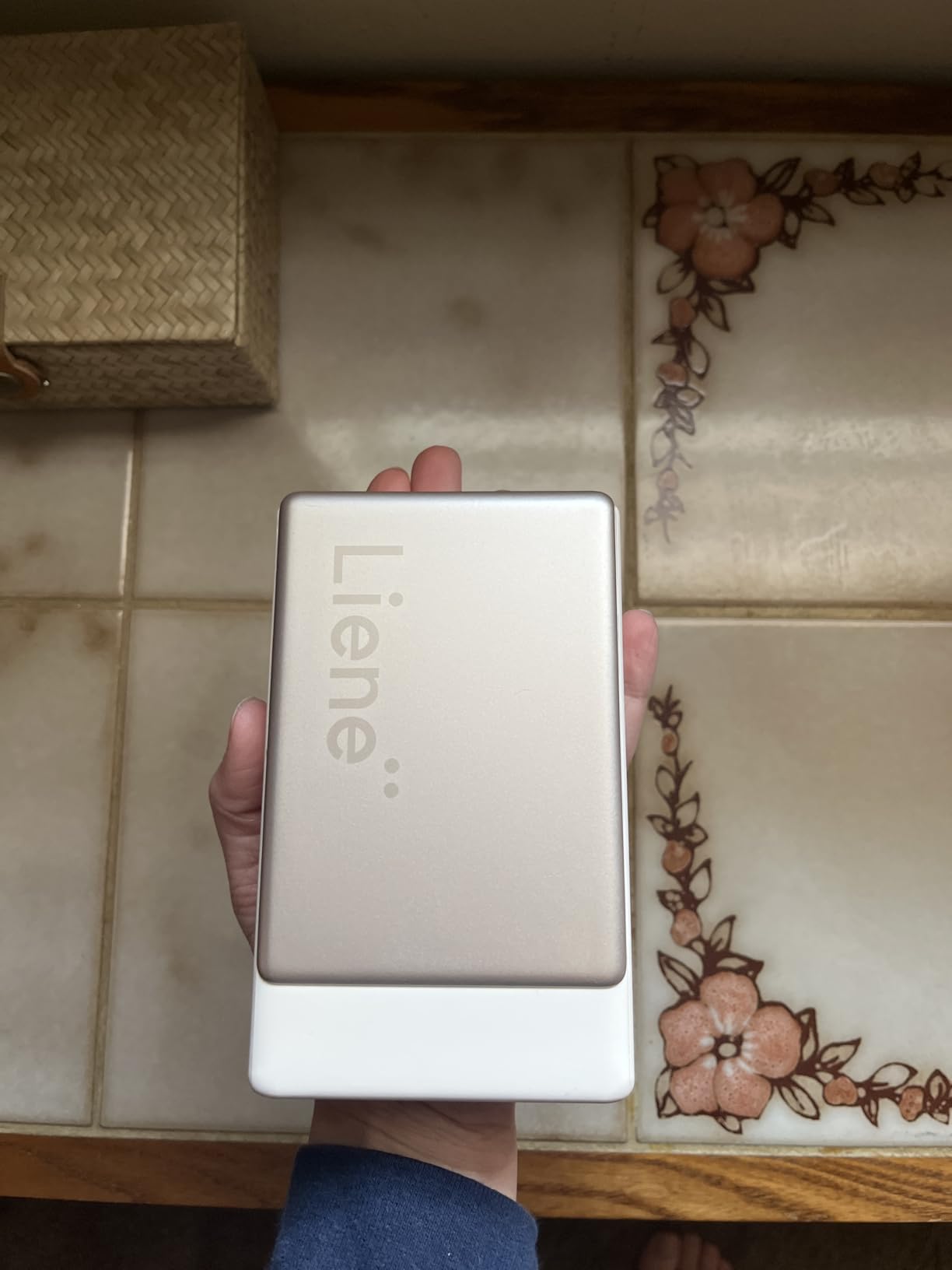 Liene Pearl N200 Pro Portable Photo Printer, Instant Mini Picture Printer for iPhone Smartphone, Thermal Dye Sublimation, Bluetooth Sticker Printer 50 Sheets 2x3 Adhesive Paper & 5 Cartridges, Gold customer photo 2
