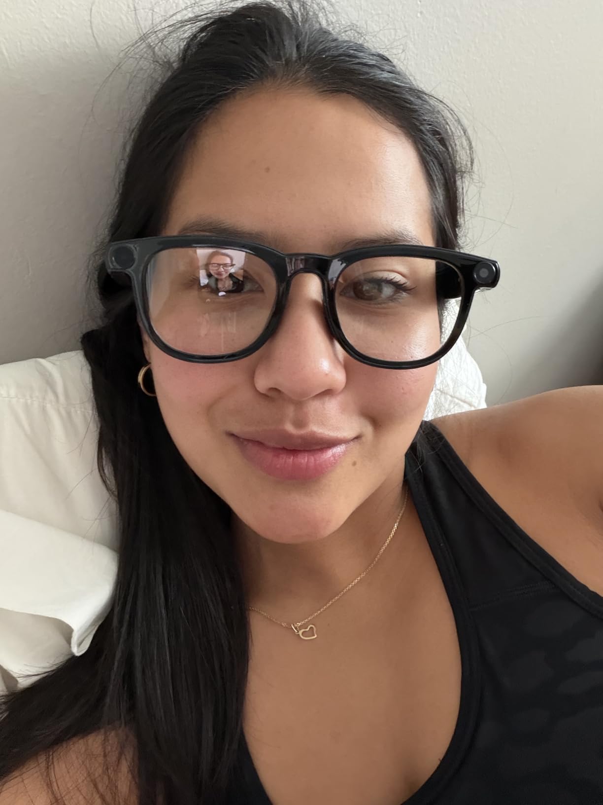 2026 Smart AI Glasses, 8MP 4K POV Camera, AI Assistant, HD Video, Voice Recorder, Meeting Transcriber, Translation, Open-Ear Bluetooth, Photochromic + Extra Blue Light Lenses for Travel & Vlogging customer photo 1