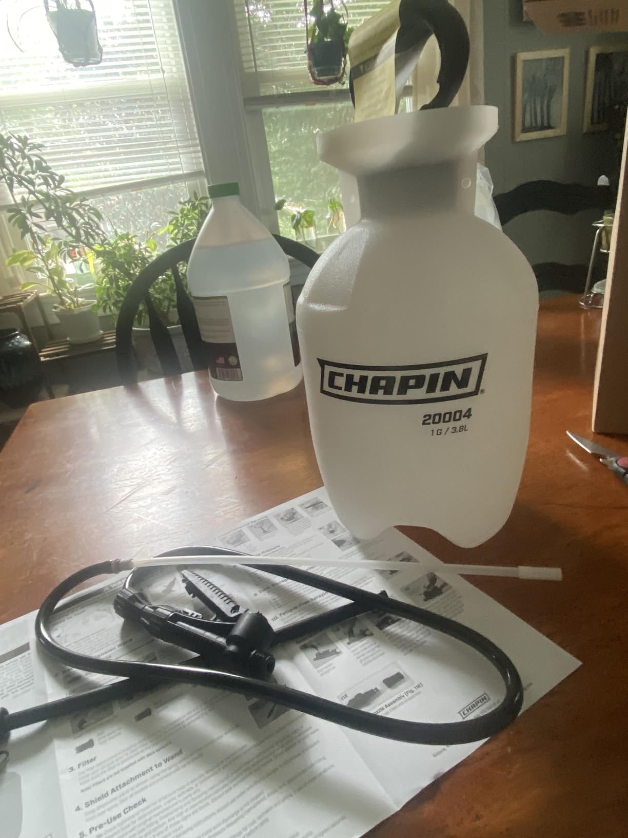 Chapin 20004 Pump Sprayer, 1-Gallon SureSpray Translucent Tank with an Easy Fill Funnel-Top Opening, Adjustable Cone Nozzle & 34