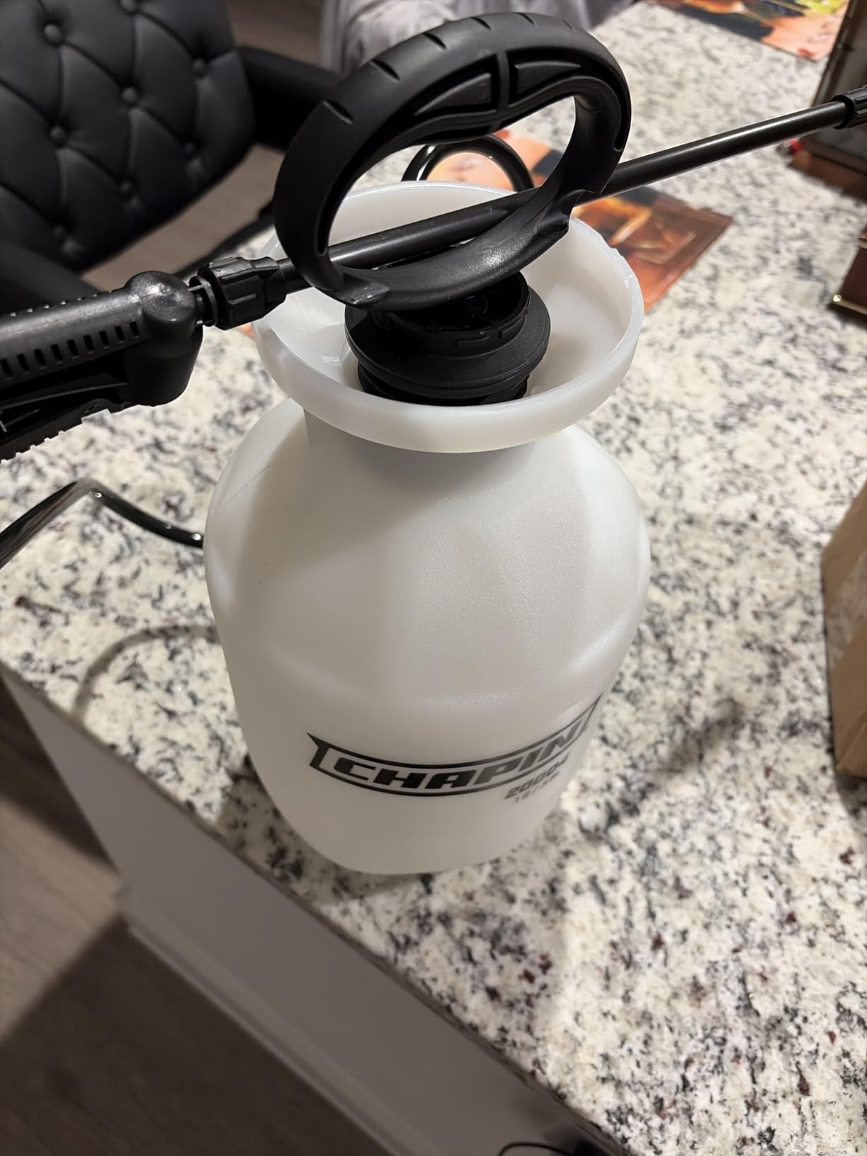 Chapin 20004 Pump Sprayer, 1-Gallon SureSpray Translucent Tank with an Easy Fill Funnel-Top Opening, Adjustable Cone Nozzle & 34