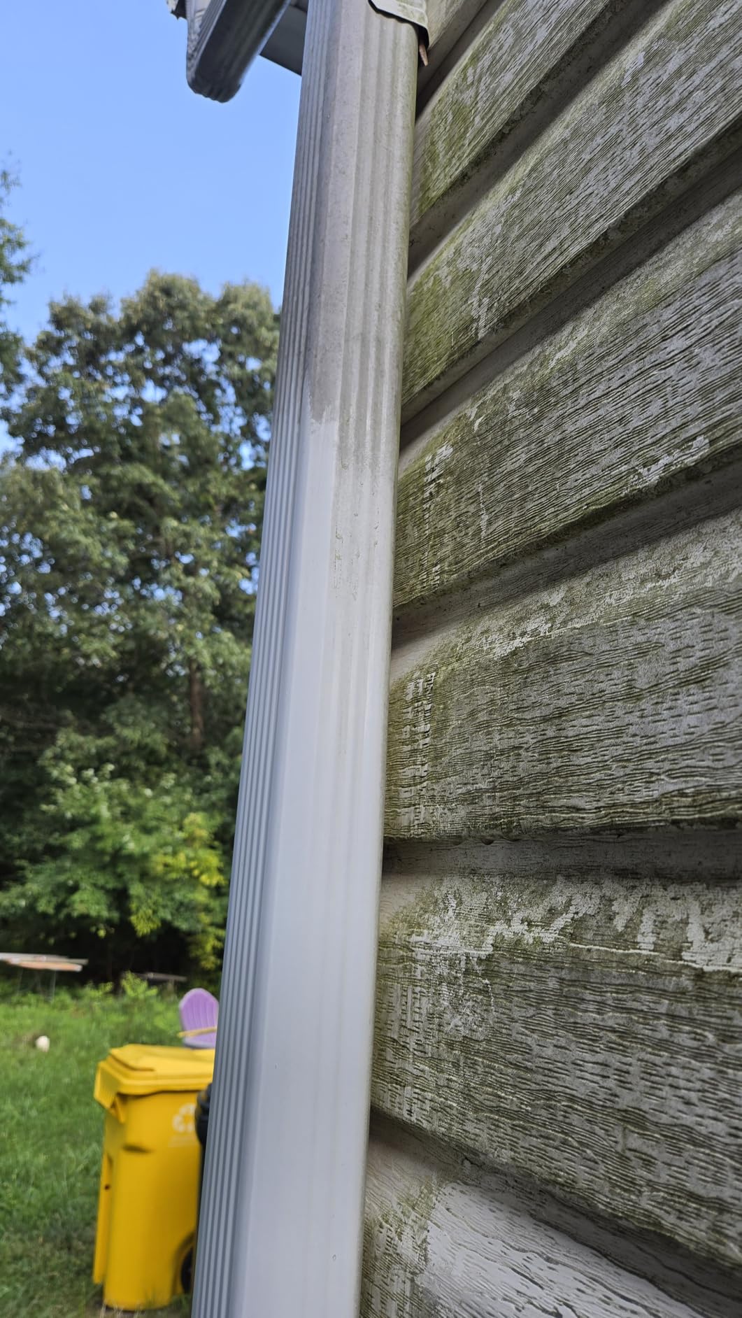 CHOMP! World's Best Gutter Cleaner: Ultimate Gutter Cleaning Solution for All Types of Rain Gutters, Siding and Metal Trim - Instantly Clean Black Streaks, Filth, Dirt - 32 oz customer photo 2