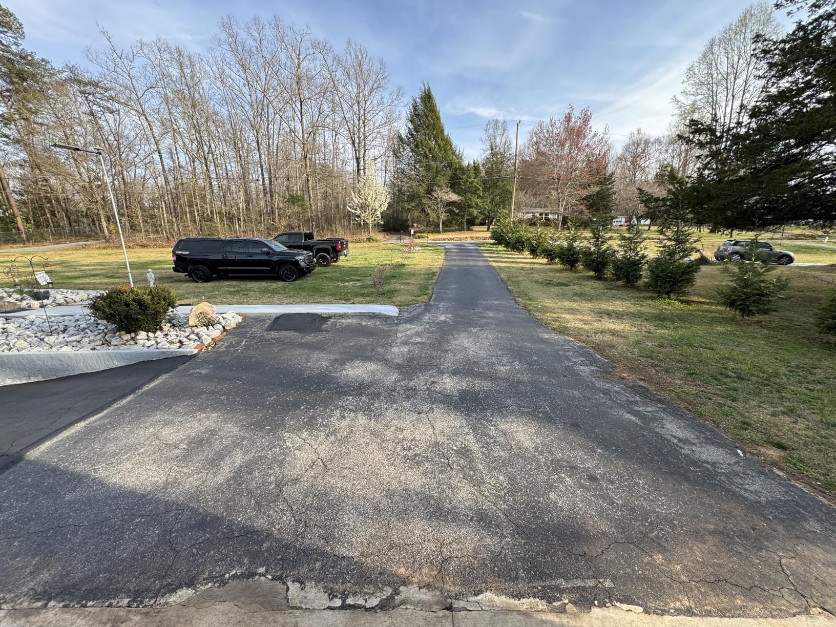 Black Jack Drive-Maxx 1000 Rubberized Asphalt Driveway Filler and Sealer customer photo 2