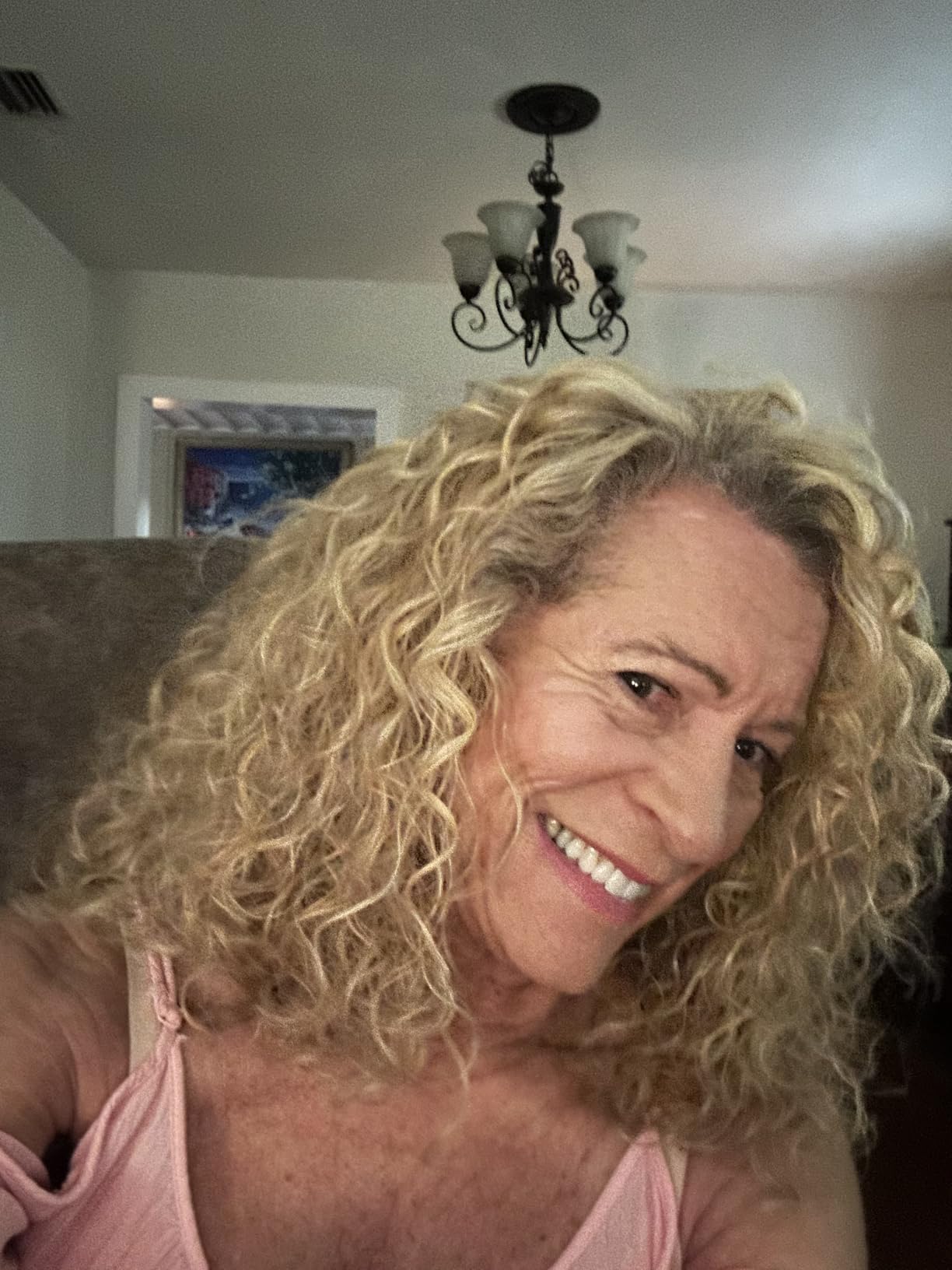 Marc Anthony Curl Defining Hair Styling Lotion for Curly Hair, Strictly Curls - Long Lasting Moisturizing Lightweight Gel for Maximum Curl Definition, Bounce & Shine - Styling Product Reduces Frizz customer photo 2