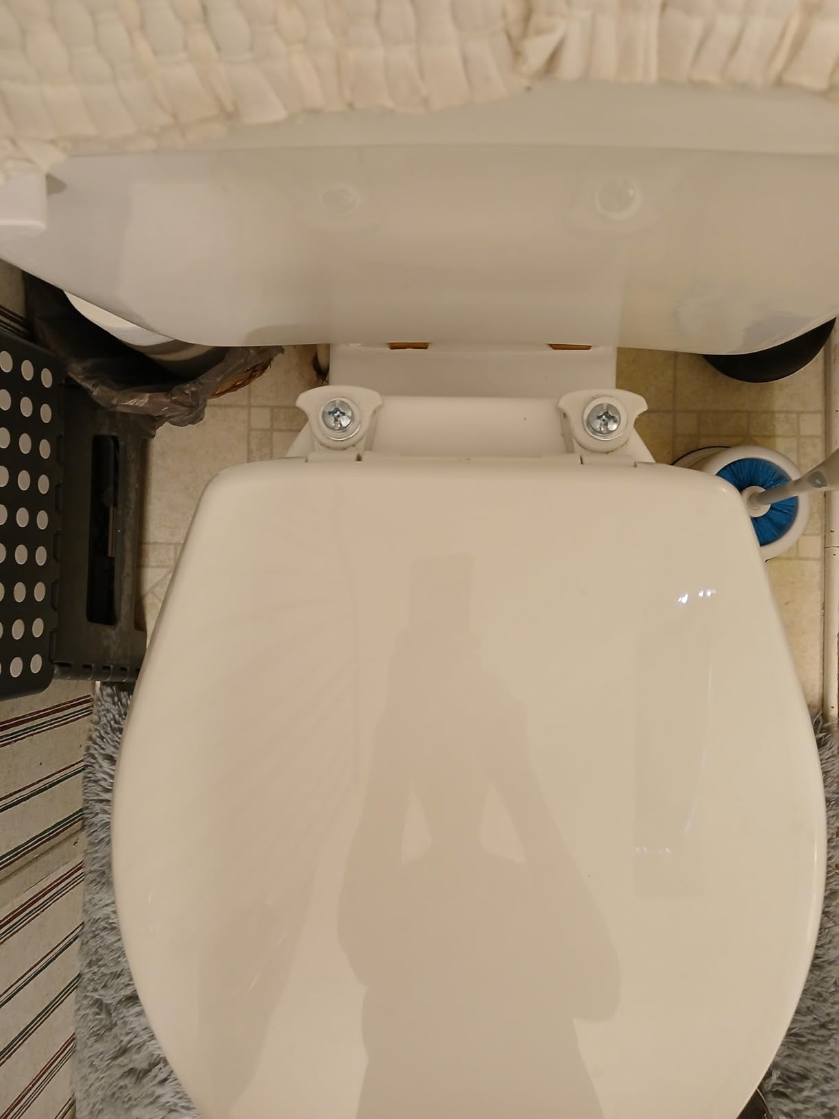 Carex Toilet Seat Riser, Elongated Raised Toilet Seat Adds 3.5 inches to Toilet Height, for Assistance Bending or Sitting, 300 Pound Weight Capacity Toilet Riser customer photo 2