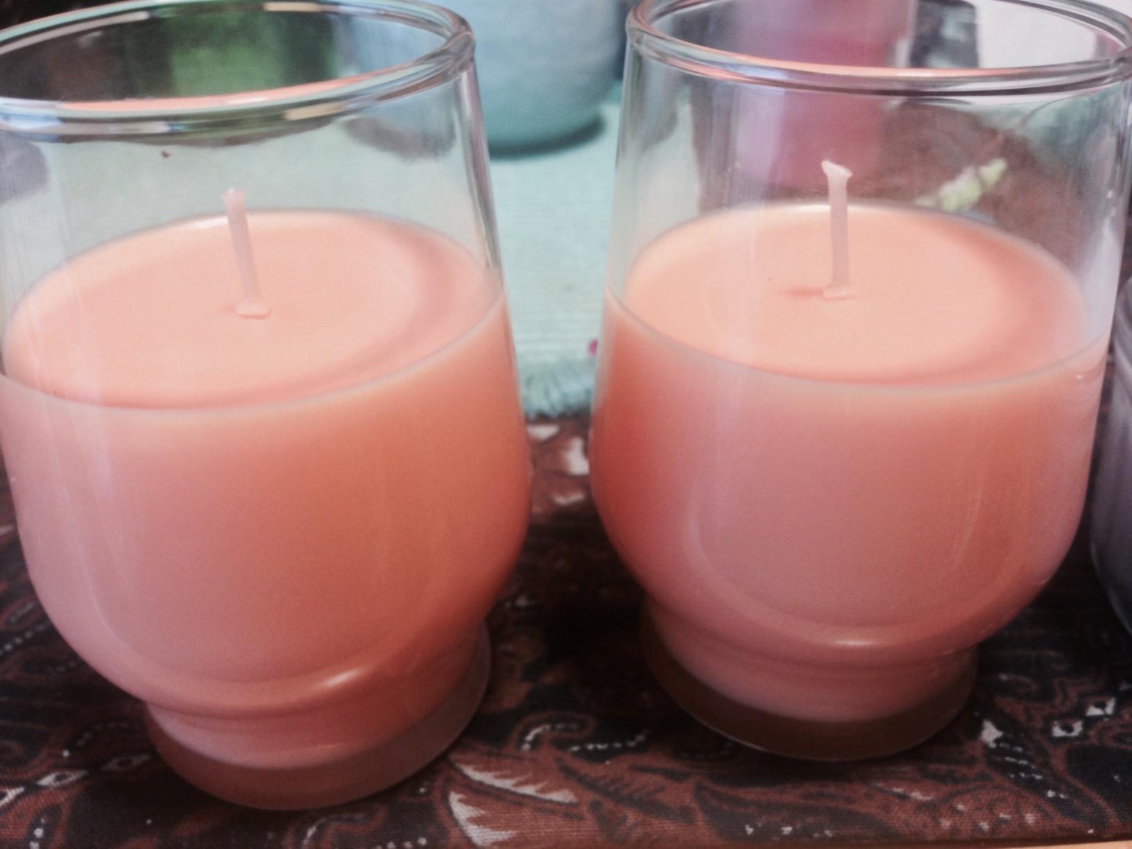 The Candlemaker's Store Natural Soy 464 Wax: 10 lb Flakes, 115-120F Melt Point, For Candle-Making customer photo 1