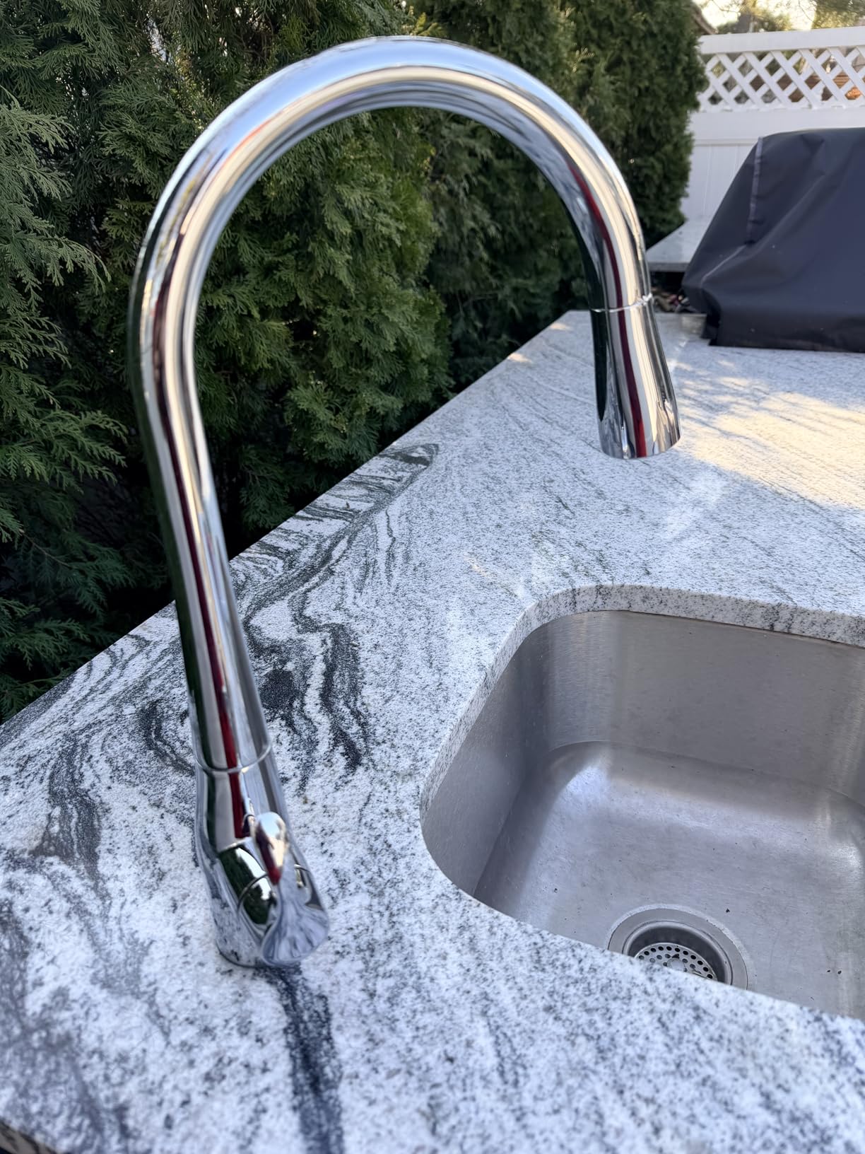 Kohler 596-VS Simplice Kitchen Sink Faucets with Pull Down Sprayer, 3-Spray Design, Vibrant Stainless customer photo 1