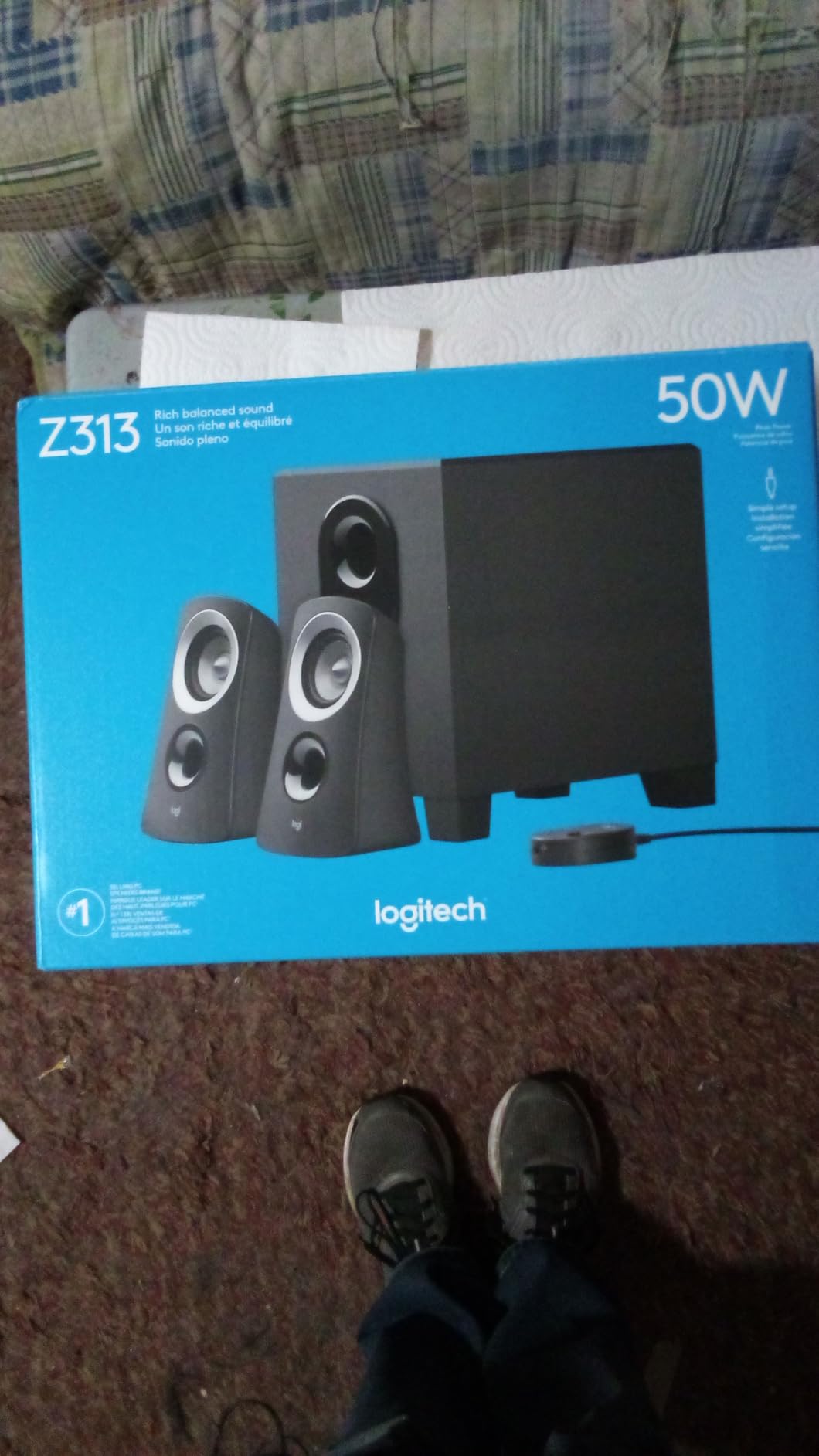 Logitech Z313 2.1 Multimedia Speaker System with Subwoofer, Full Range Audio, 50 Watts Peak Power, Strong Bass customer photo 2