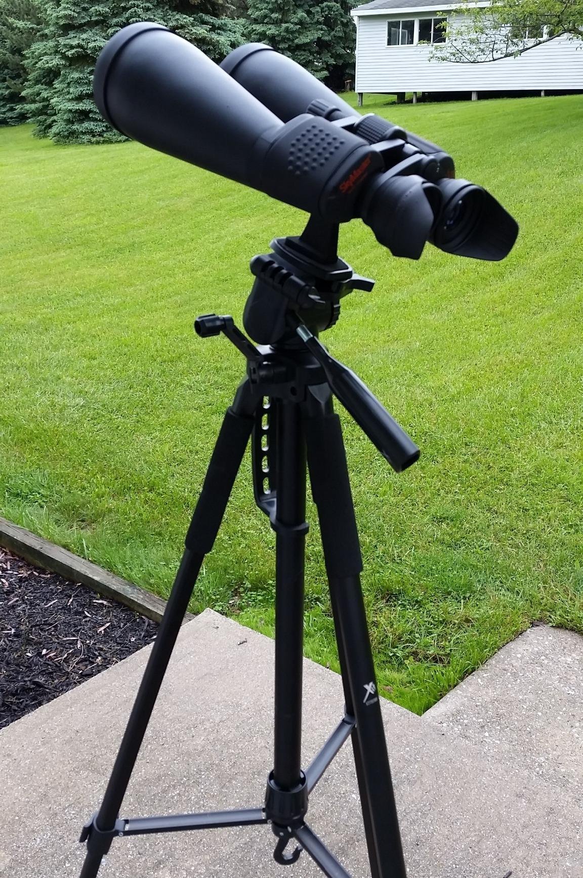 Celestron SkyMaster 25x70 Binoculars - Powerful Binoculars for Detailed Long-Distance Viewing and Binocular Astronomy - Multi-Coated Optics - Tripod Adapter & Carrying Case customer photo 1