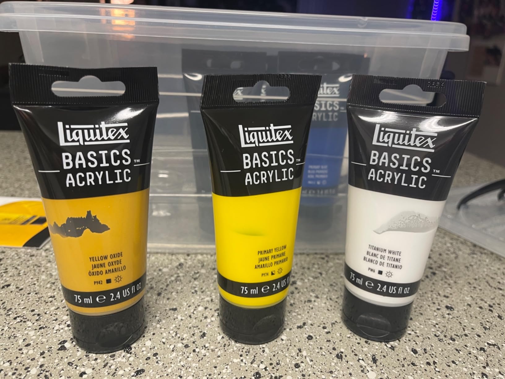 Liquitex BASICS Acrylic Paint Set, 8 x 75ml (2.4-oz) Tube Paint Set customer photo 2