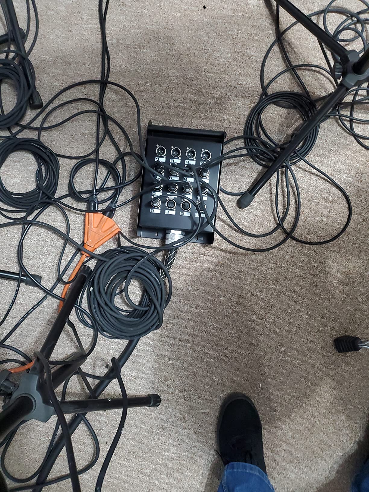 Seismic Audio - 16 Channel XLR Snake Cable 50' Long - 16 Sends and 8 XLR Returns - Color Coded, Numerically Well Labeled - Heavy Duty 50 feet Long customer photo 1