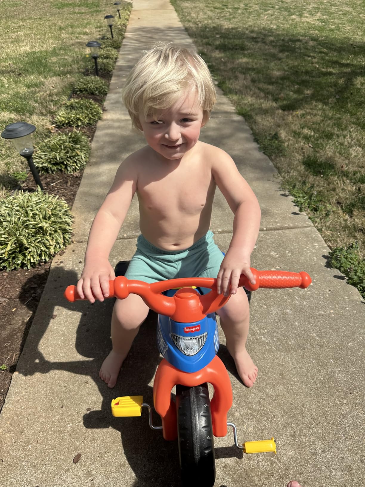 Fisher-Price Toddler Tricycle Harley-Davidson Tough Trike, Toy Bike with Handlebar Grips & Storage for Outdoor Play Kids Ages 2+ Years (Amazon Exclusive) customer photo 2