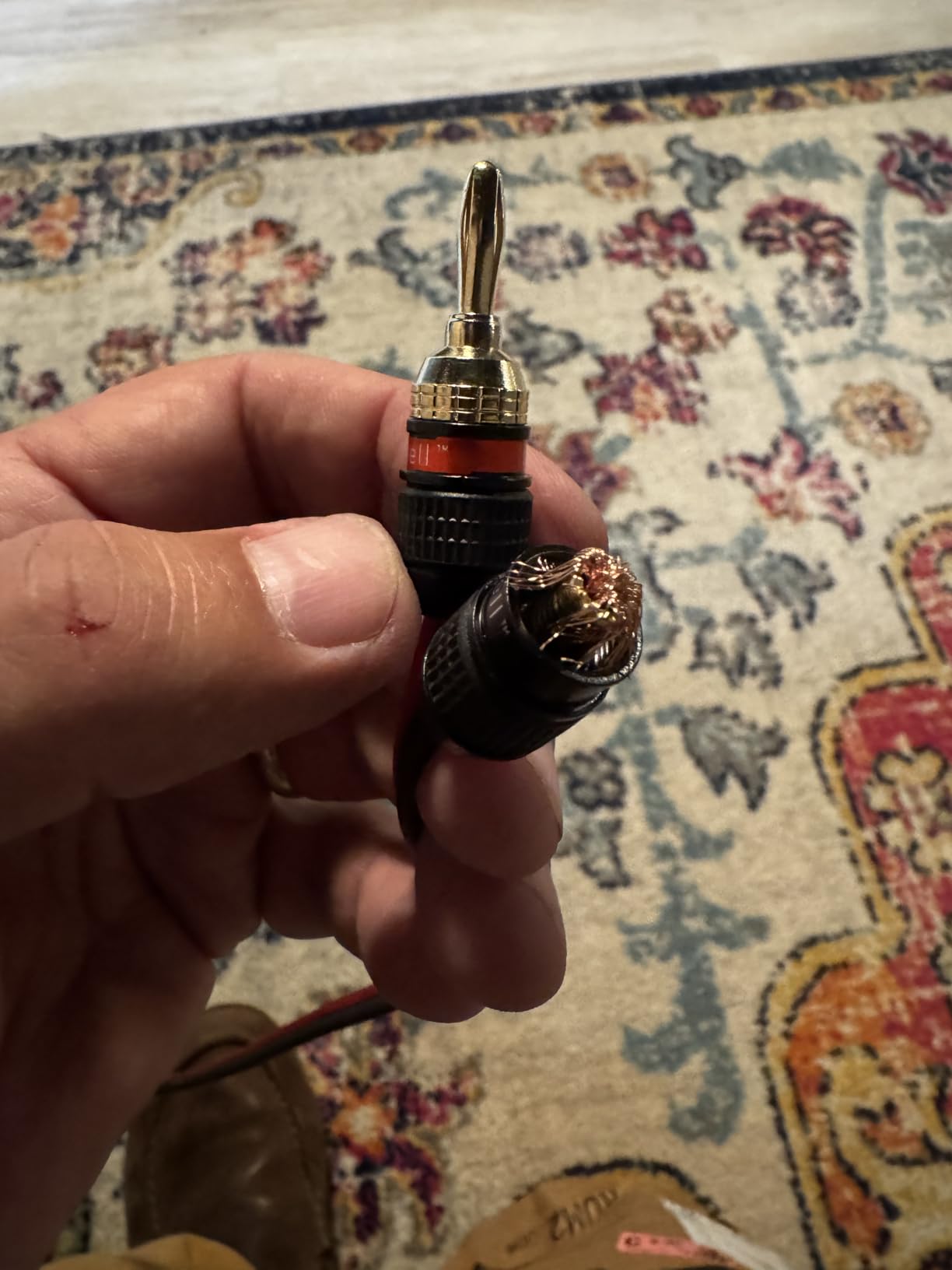 Sewell SW-29863-12 Deadbolt Banana Plugs 12-Pairs by, Gold Plated Speaker Plugs, Quick Connect customer photo 1