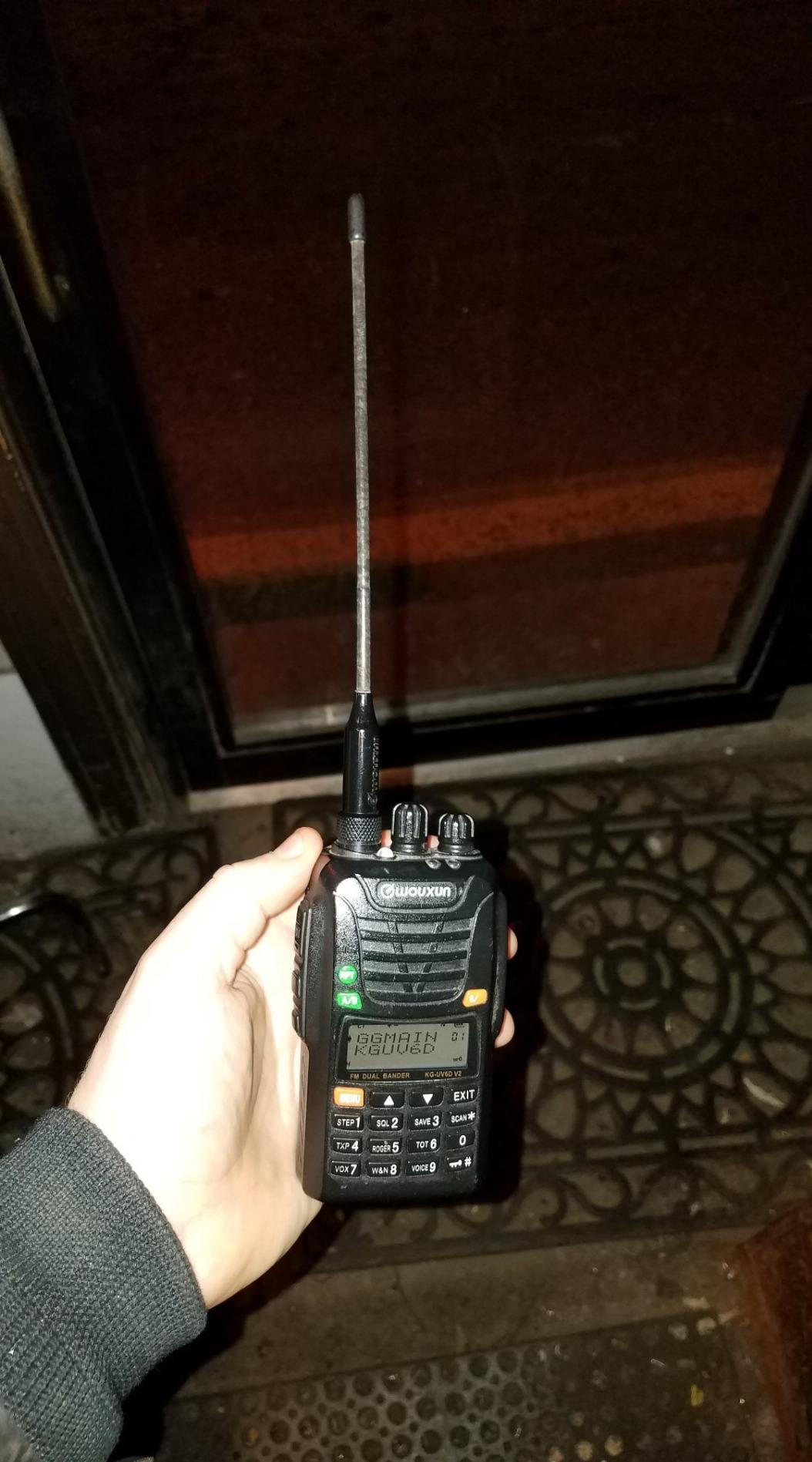 Wouxun KG-UV6D Two Way Radio customer photo 2
