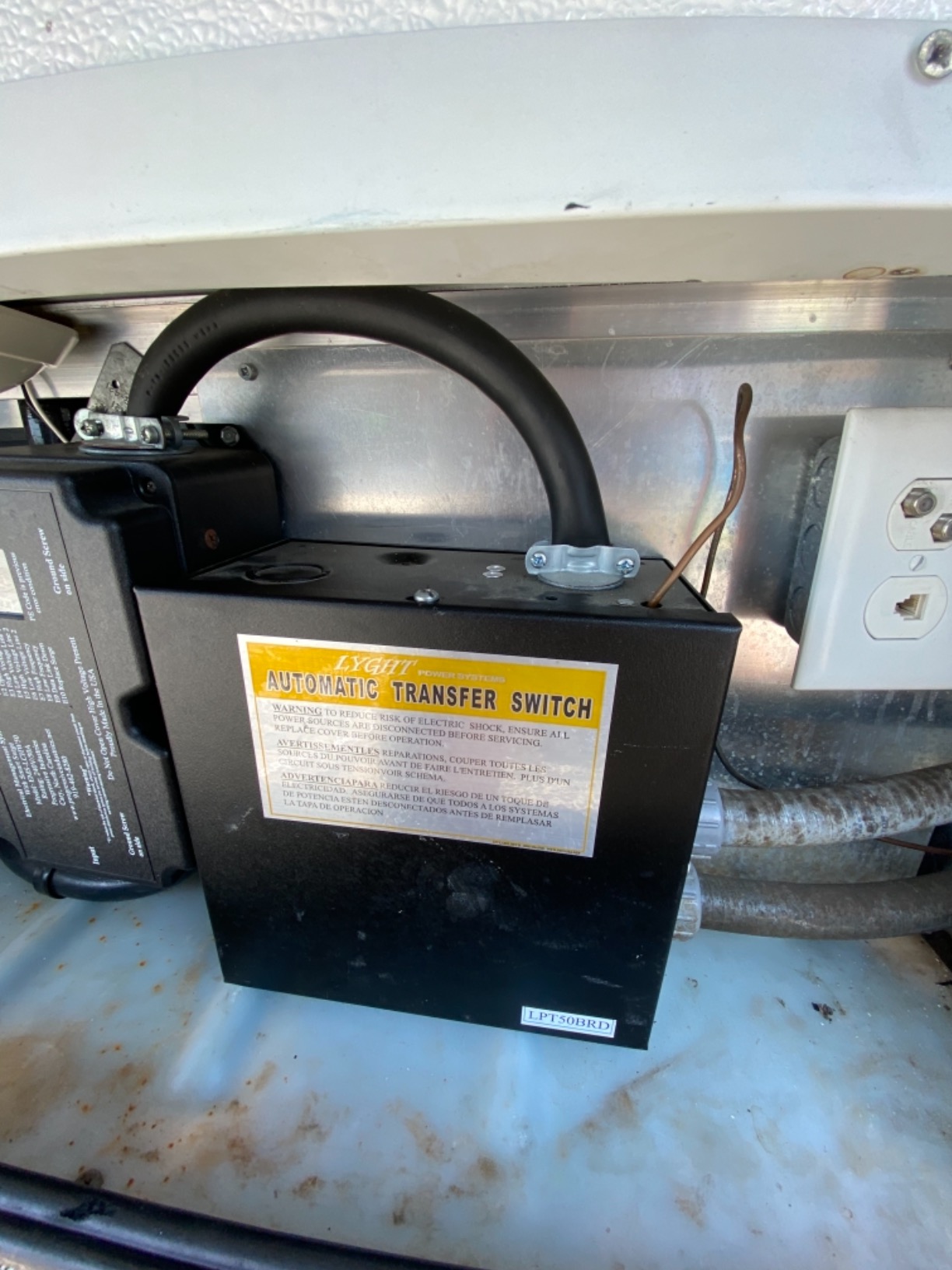 Elkhart (LPT50BRD) 50 Amp Automatic Transfer Switch customer photo 2