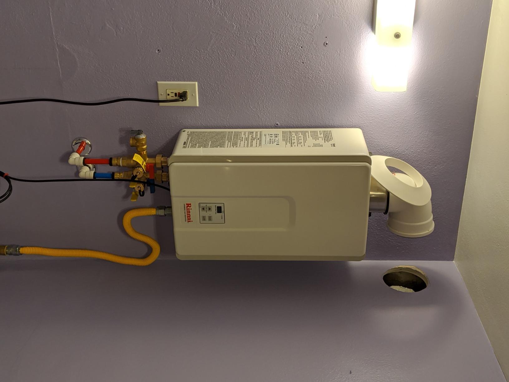 Rinnai V75IN Tankless Hot Water Heater, 7.5 GPM, Natural Gas, Indoor Installation customer photo 1