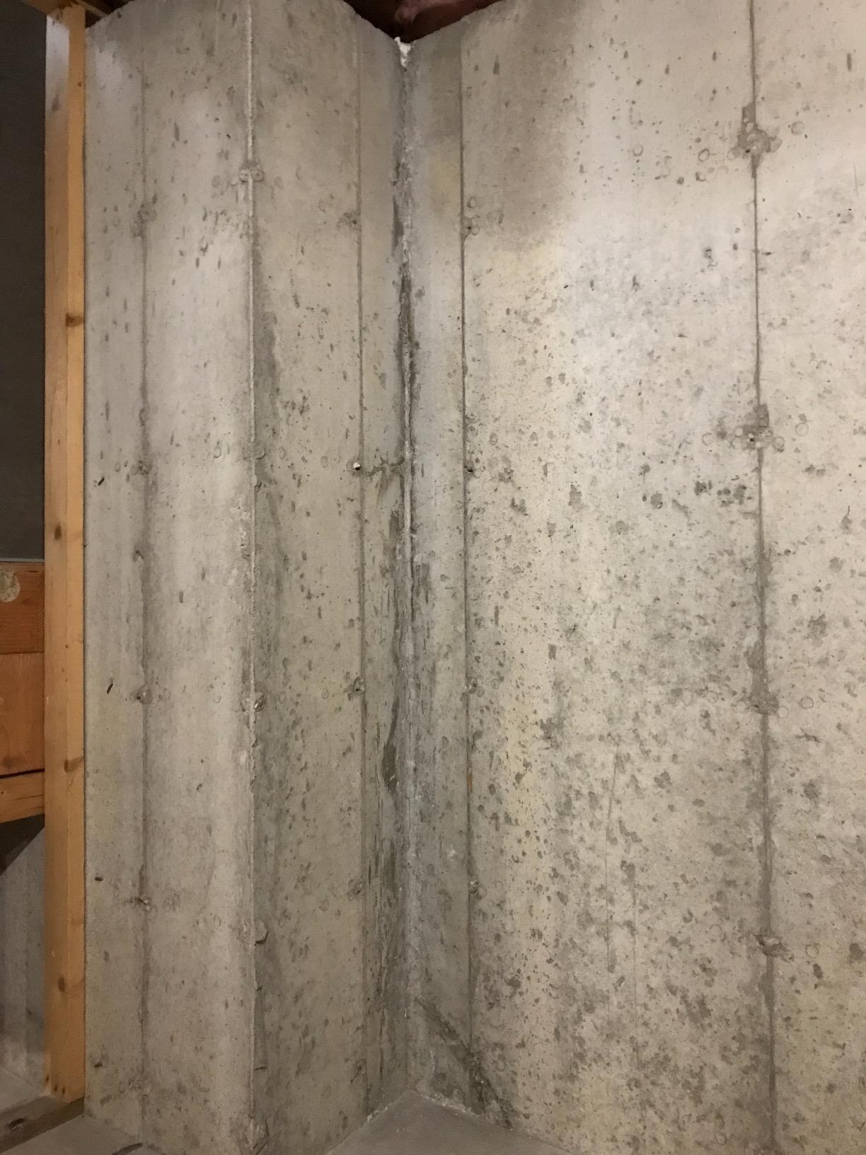 10ft Peel-Off Paste Foundation Crack Repair Kit, Hydra Stop 300 Polyurethane Foam Concrete Foundation Leak Repair System with Peel Paste and Surface Ports, Basement Waterproofing Concrete Crack Filler customer photo 1