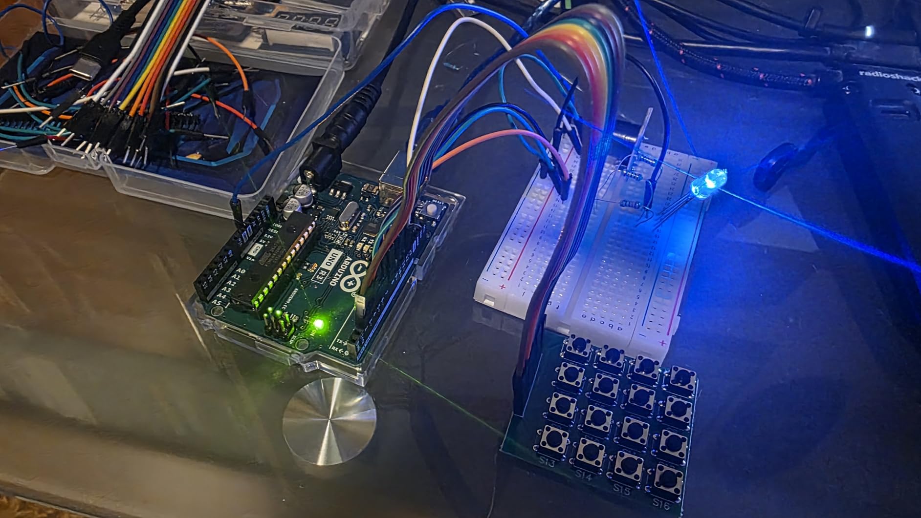 Arduino Uno REV3 [A000066] - ATmega328P Microcontroller, 16MHz, 14 Digital I/O Pins, 6 Analog Inputs, 32KB Flash customer photo 1