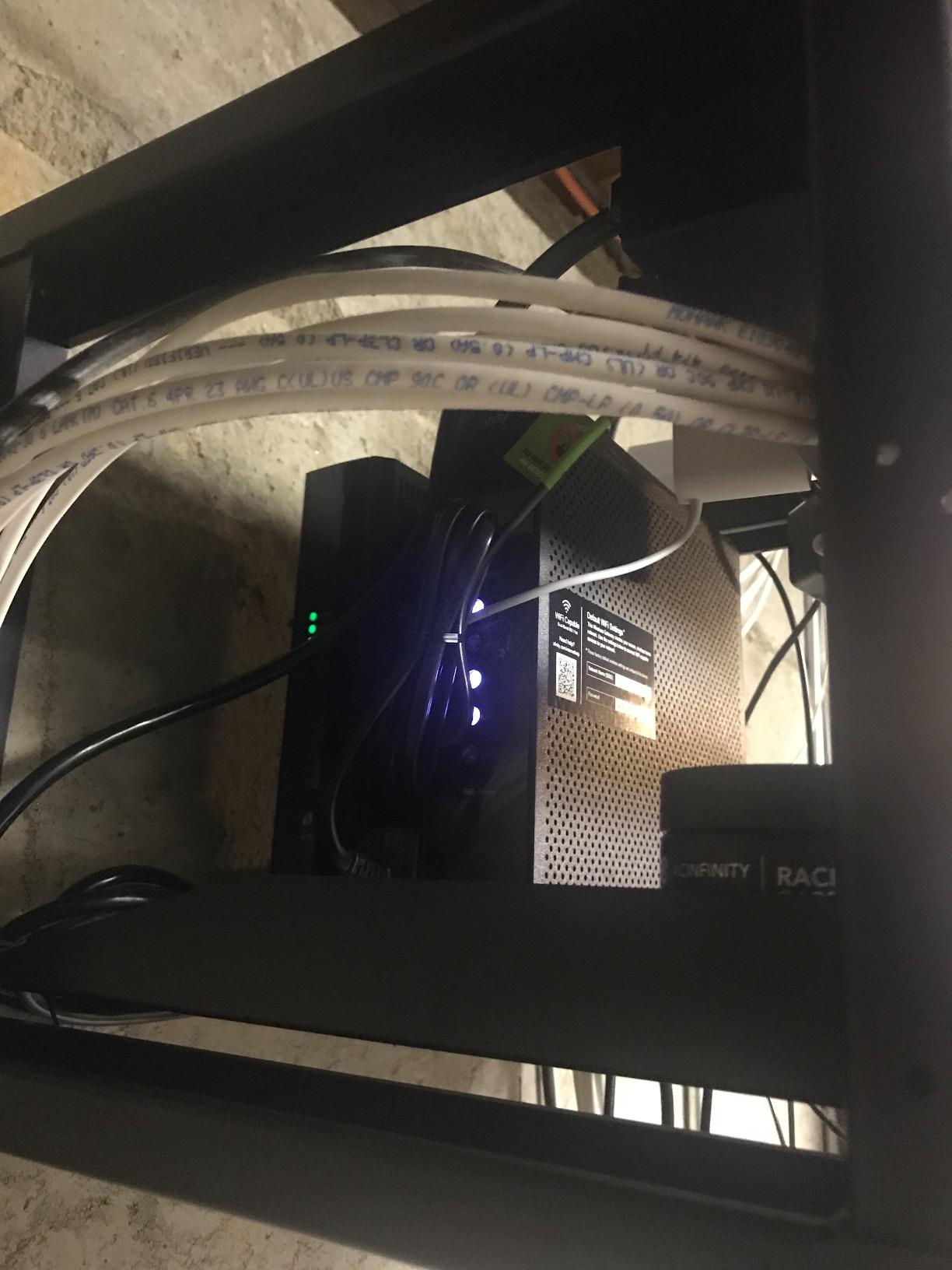 NavePoint Cantilever Server Shelf Vented Shelves Rack Mount 19 Inch 1U Black 14 Inches (350mm) deep customer photo 2