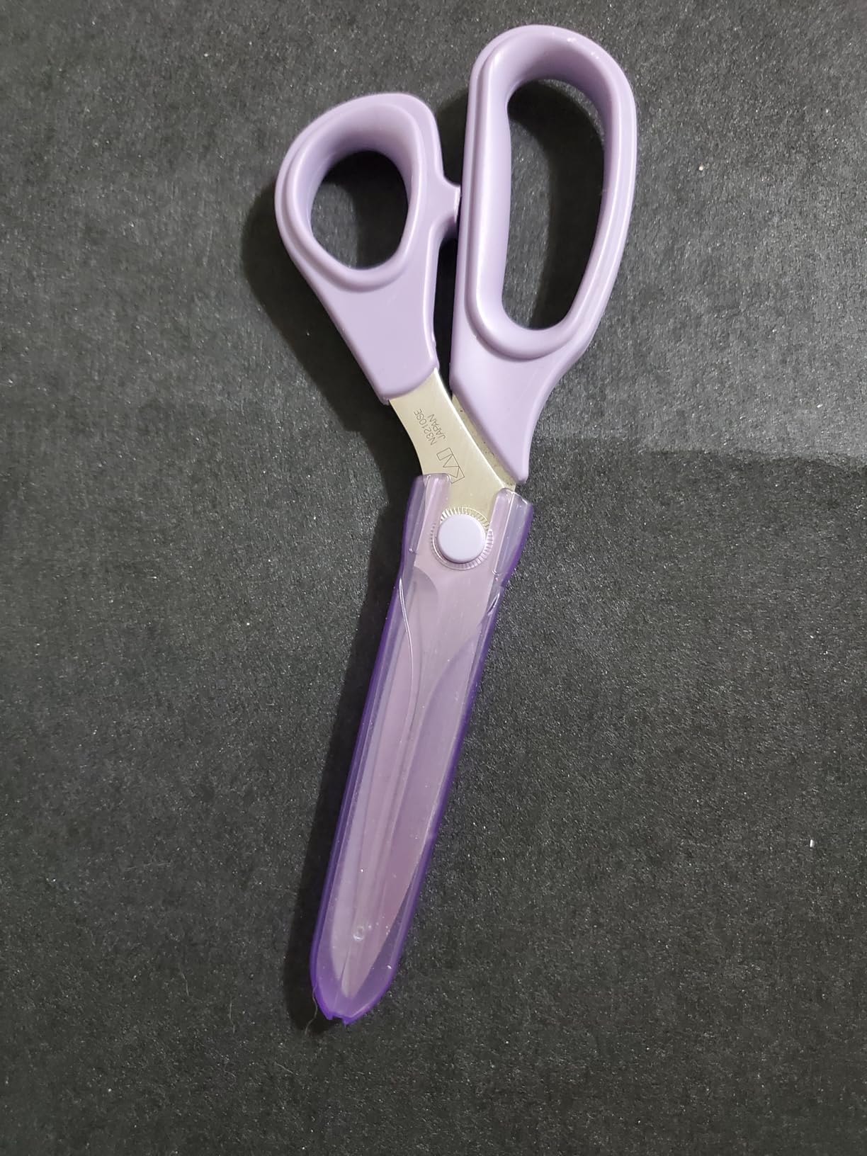 Kai 3210 8 1/4 Inch Serrated Blade Patchwork Scissor customer photo 1