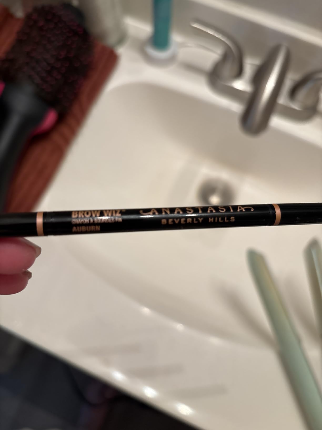 Anastasia Beverly Hills - Brow Wiz customer photo 2