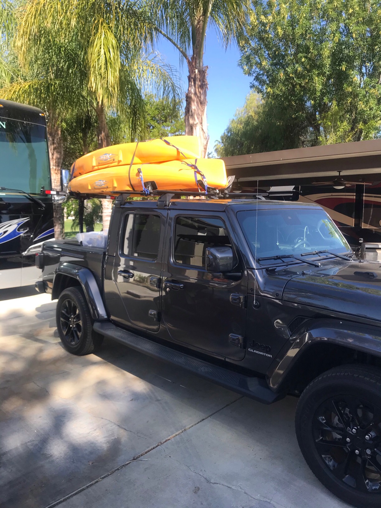 SEEK Steel Load Extender, Vertical or Horizontal Truck Bed Roof Rack E-Z Hitch Mount Cargo Extension 2 Inch Hitch Receiver, Black customer photo 2