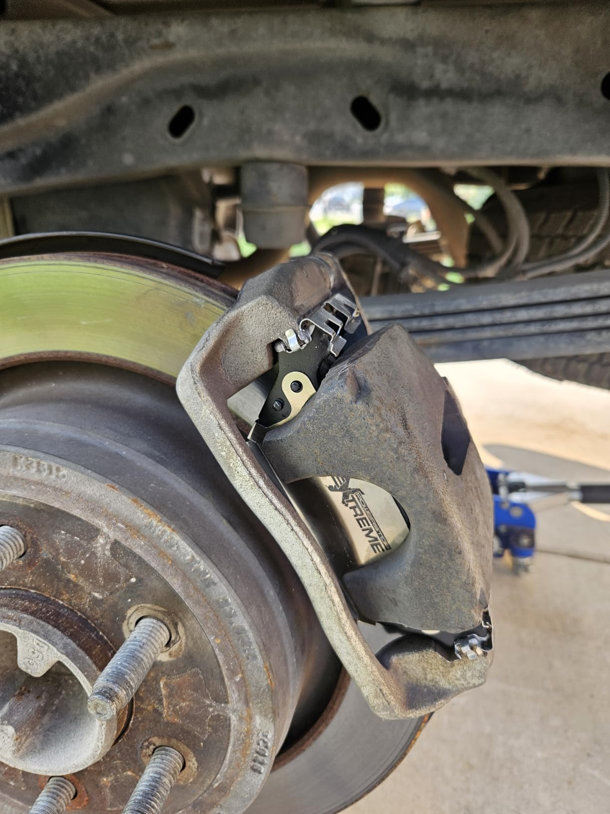 PowerStop Rear Brake Pads For Ford F-150 2012-20 - Z36 Truck & Tow Carbon-Fiber Ceramic Brake Pads With Installation Hardware, Z36-1602 customer photo 2
