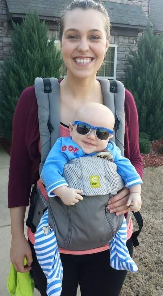 LÍLLÉbaby Complete All Seasons Ergonomic 6-in-1 Baby Carrier with Lumbar Support - Stone customer photo 2