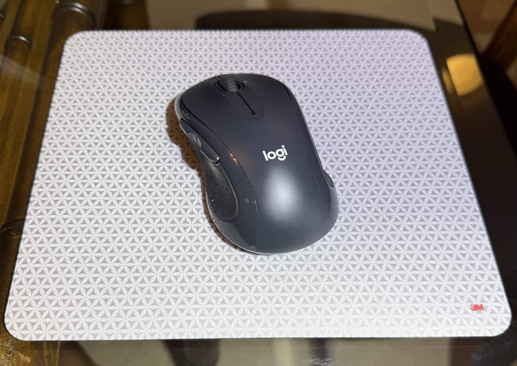 3M Precise Mouse Pad Enhances the Precision of Optical Mice at Fast Speeds, Easy to Clean, Stays in Place, 9 in x 8 in (MP114-BSD1) customer photo 2
