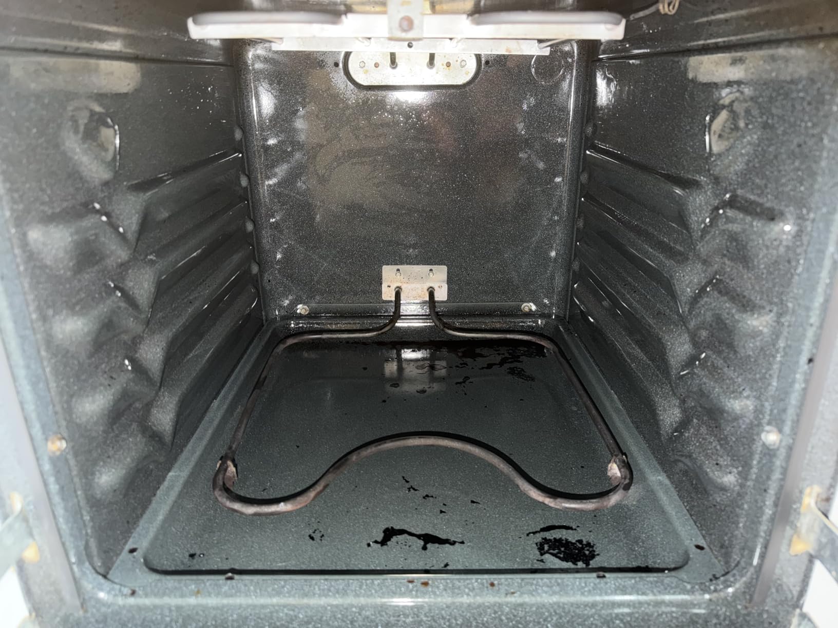 Zep Heavy-Duty Oven and Grill Cleaner - 19 oz (Case of 2) ZUOVGR19 - Dissolves Grease on Contact, on Burners, Grates and Drip Pans customer photo 1