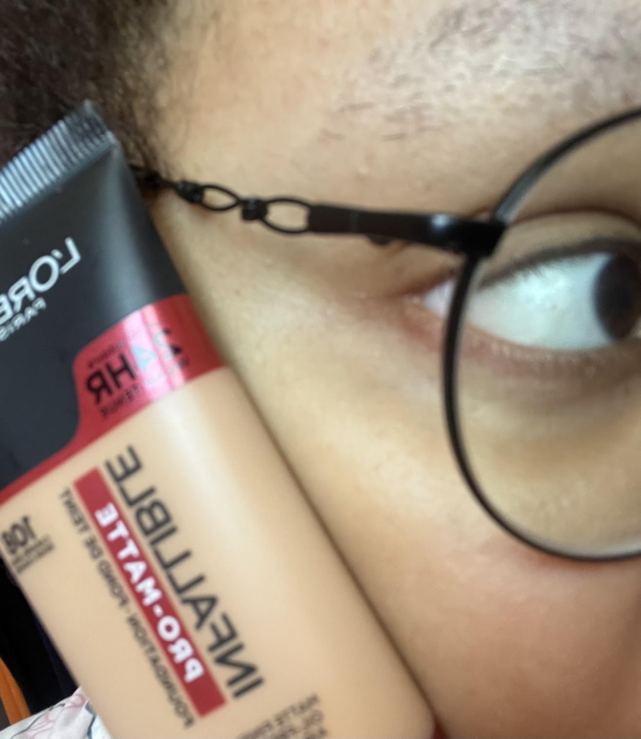 L'Oreal Paris Cosmetics Makeup Infallible Pro-Matte Liquid Longwear Foundation, Shell Beige, 1 fl oz customer photo 1
