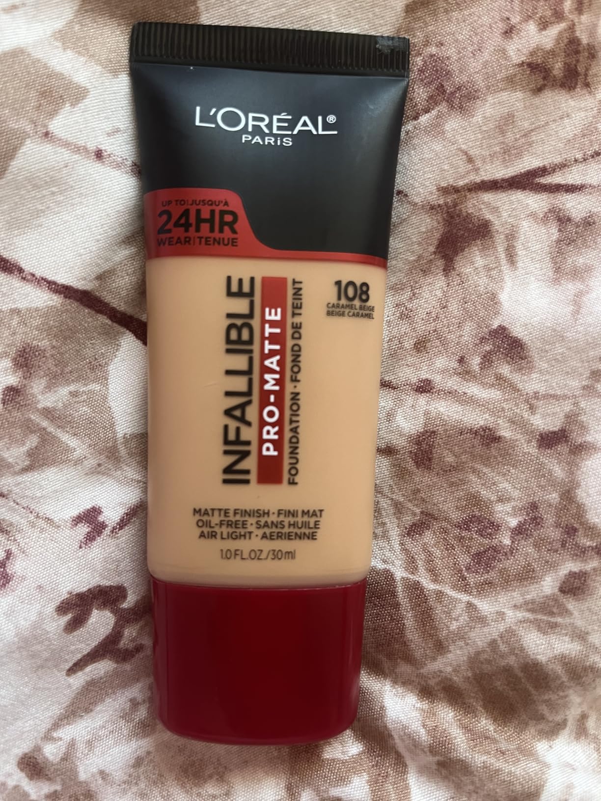 L'Oreal Paris Cosmetics Makeup Infallible Pro-Matte Liquid Longwear Foundation, Shell Beige, 1 fl oz customer photo 2