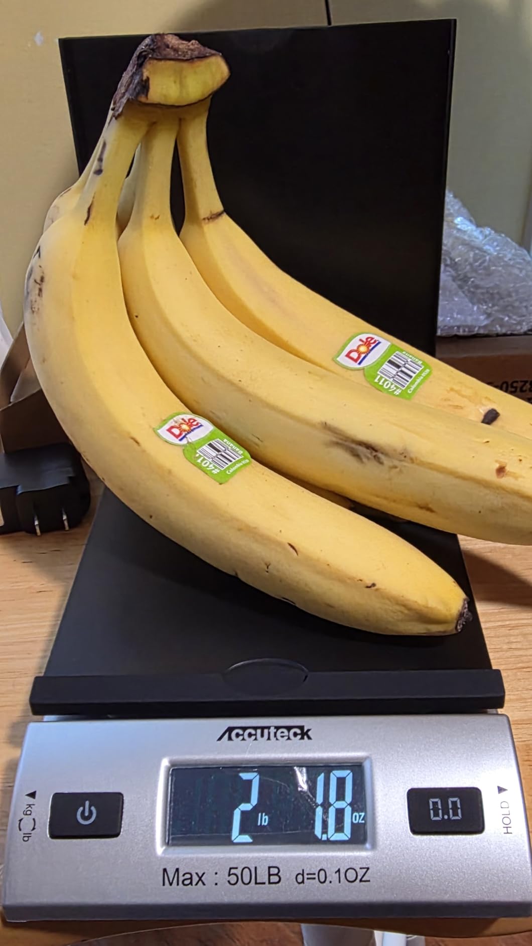 Accuteck 8250 High Accuracy Digital Shipping Scale and Postal Scale, 0.1oz Precision, 50Lb customer photo 2