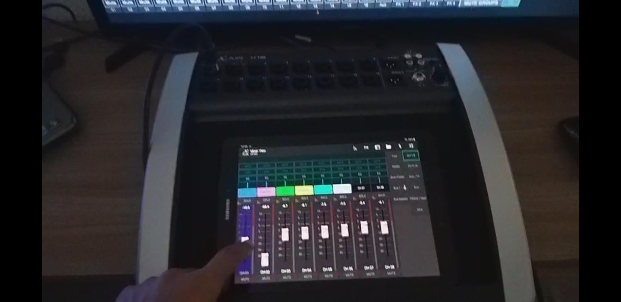 Behringer X AIR X18 18 Channel, 12-Bus Digital Mixer for iPad/Android Tablets with 16 Programmable Midas Preamps customer photo 2