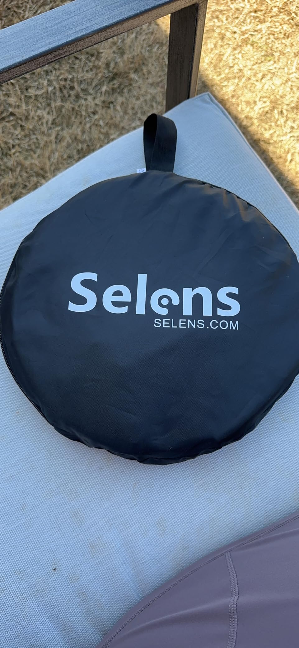 Selens 5-in-1 Oval Reflector with Handle for Photography Photo Studio Lighting & Outdoor Lighting (32 x 48 Inch) customer photo 2