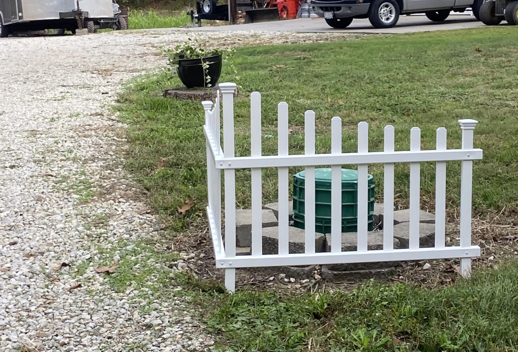 30in H x 40in W (2 Panels) No Dig Zippity Ashley Corner Vinyl Picket Fence, Garden Fence Border, Decorative Fence For Garden customer photo 1