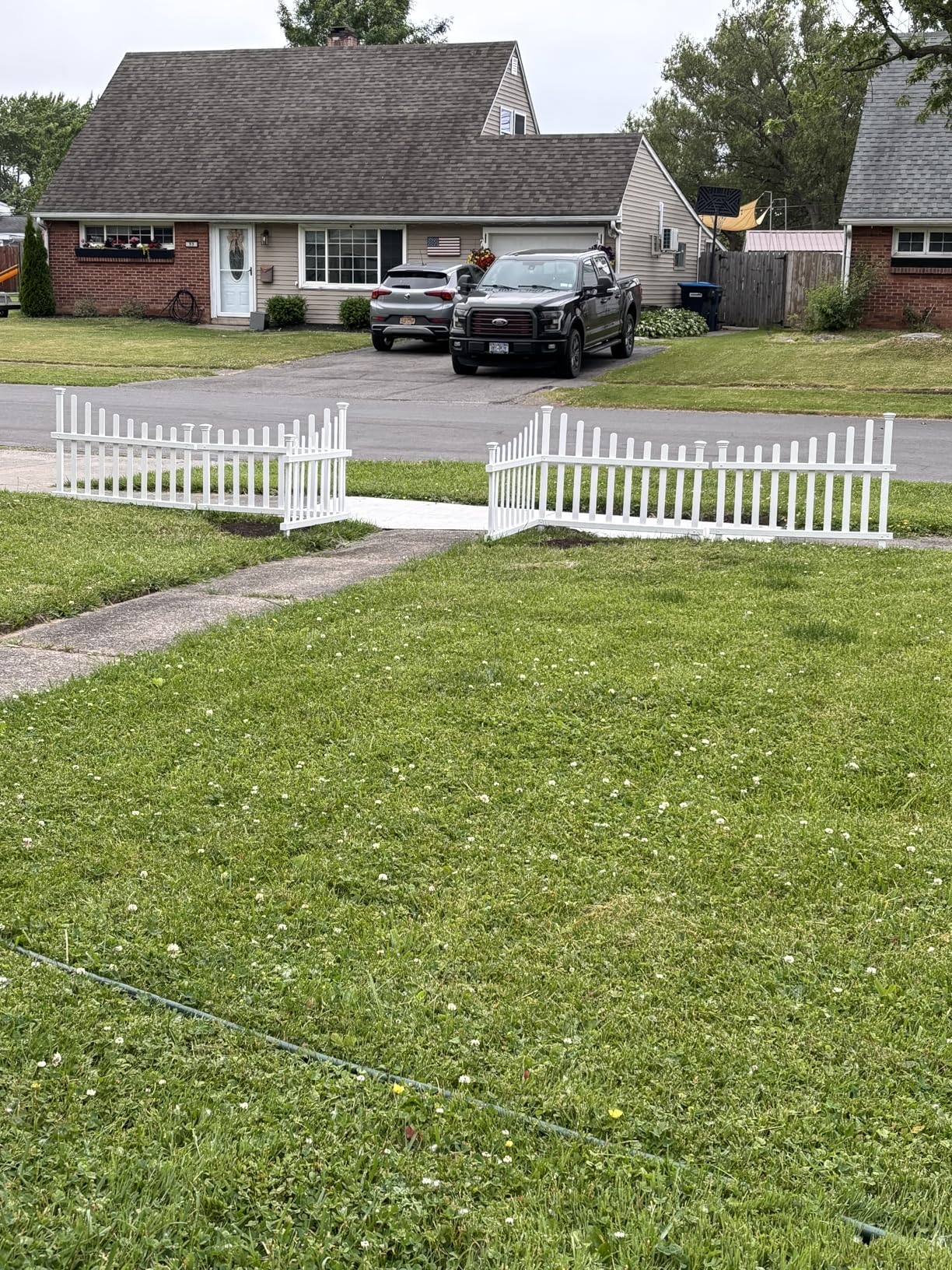 30in H x 40in W (2 Panels) No Dig Zippity Ashley Corner Vinyl Picket Fence, Garden Fence Border, Decorative Fence For Garden customer photo 2