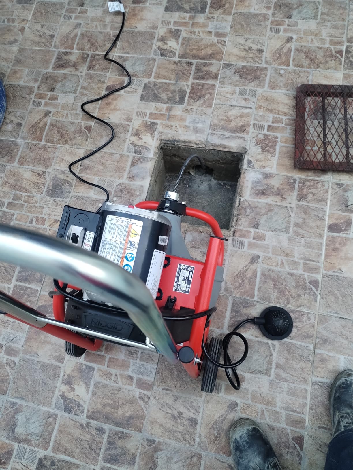 RIDGID 52363 Model K-400 Drain Cleaning 120-Volt Drum Machine Kit with C-32IW 3/8 x 75' Cable customer photo 1