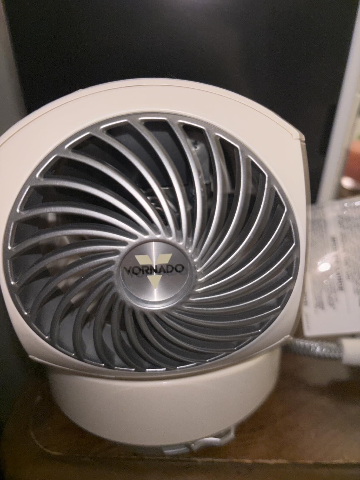 Vornado Flippi V6 Compact Air Circulator Fan, Quiet Portable Travel Fan for Desk or Bedroom, Adjustable Head, 2 Speeds, Bliss Blue customer photo 2