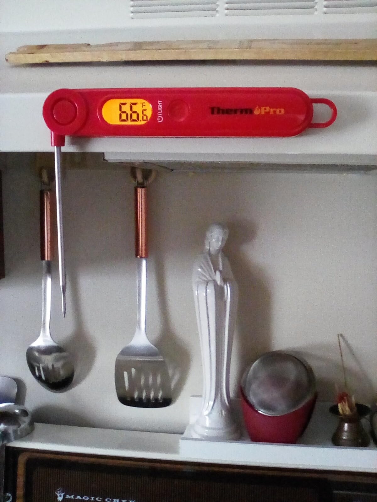 TempPro TP03B Digital Meat Thermometer for Cooking, Instant Read Thermometer with Backlight customer photo 2
