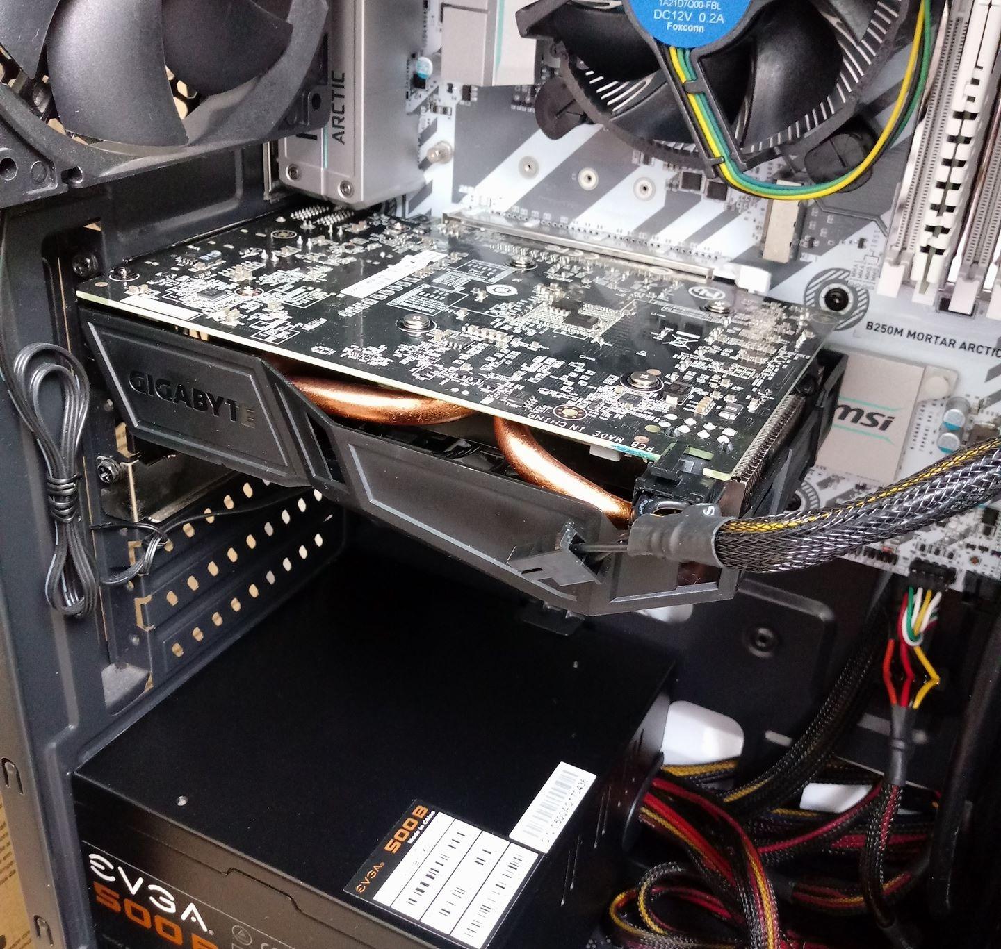 GIGABYTE GeForce GTX 1060 Mini ITX OC 6GB GDDR5 Graphics Cards (GV-N1060IXOC-6GD) customer photo 1