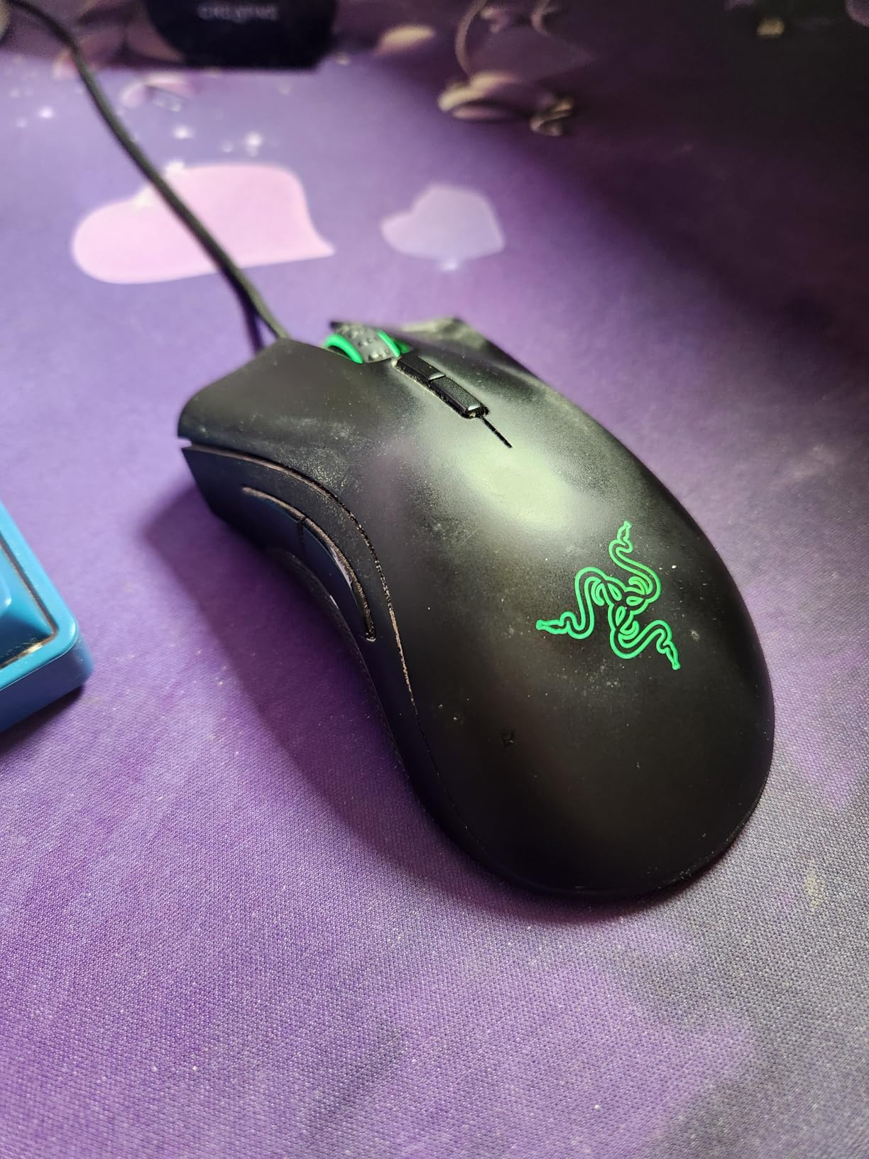 DeathAdder Elite Gaming Mouse: 16,000 DPI Optical Sensor - Chroma RGB Lighting - 7 Programmable Buttons - Mechanical Switches - Rubber Side Grips - Matte Black customer photo 1