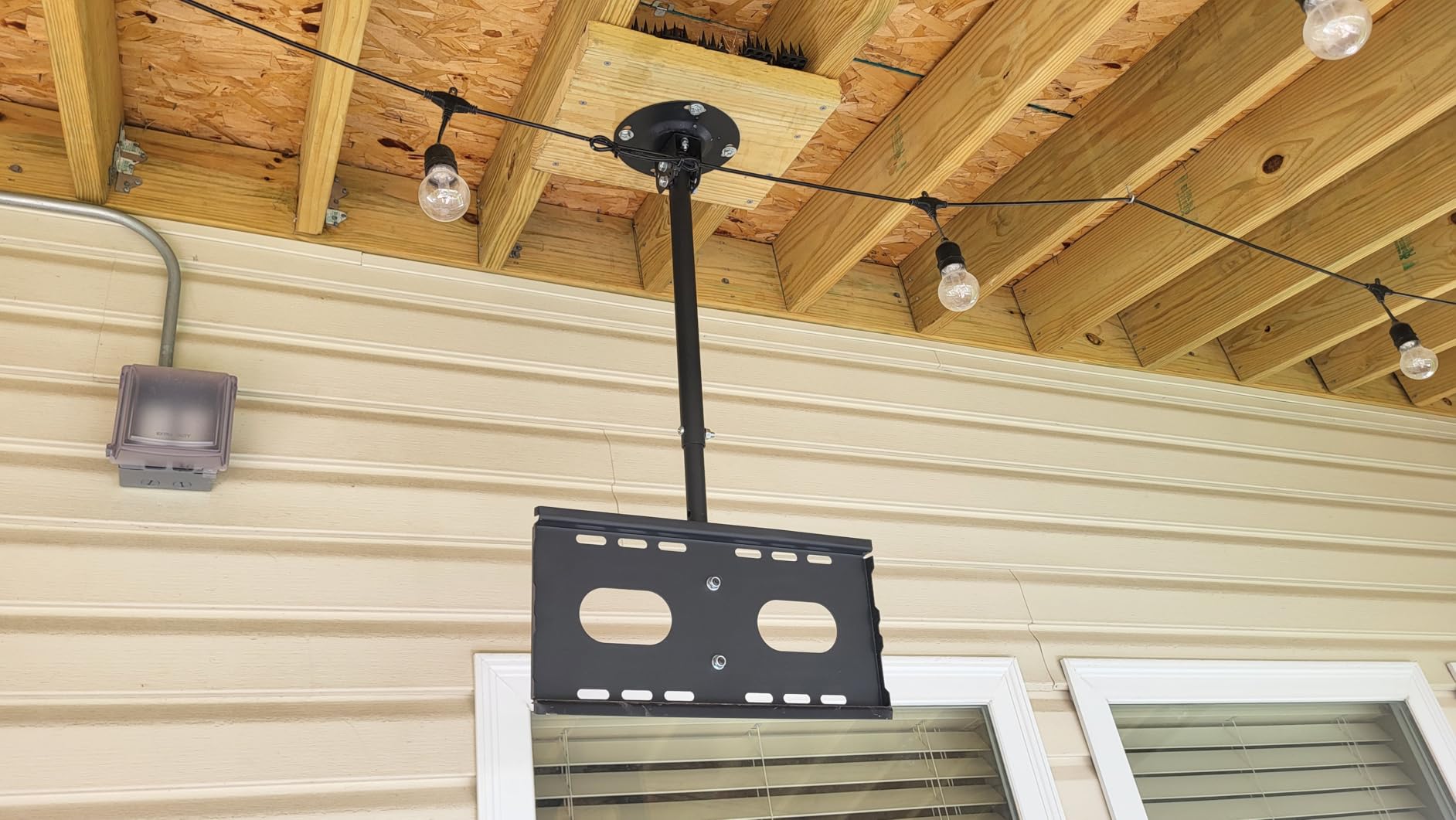 Suptek Ceiling TV Mount Fits Most 26-65 inch LCD LED Plasma Panel Display, Max VESA 400x400mm, Loaded up to 45kg/100lbs, Height Adjustable customer photo 1