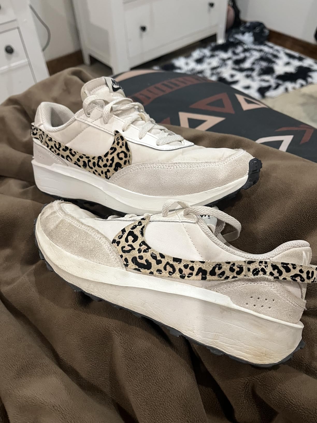 Shoe Cleaner Kit with Bottle and Brush For Fabric Cleaner For Leather, Whites, Suede and Nubuck Sneakers customer photo 2