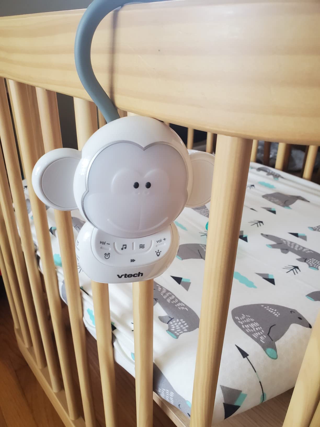 VTech Communications BC8211 Myla The Monkey Baby Sleep Soother with a White Noise Sound Machine Featuring 5 Soft Ambient Sounds, 5 Calming Melodies & Soft-Glow Night Light customer photo 2