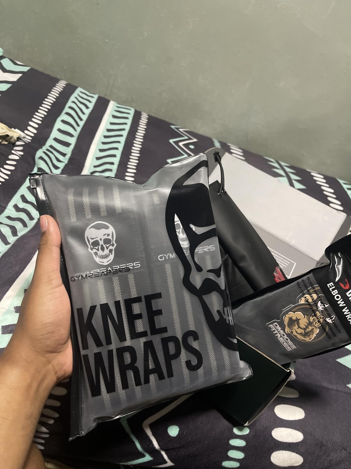 Gymreapers Knee Wraps for Squats and Powerlifting 72 Inch Compression Wraps with Strap for Men & Women Weightlifting Support customer photo 1